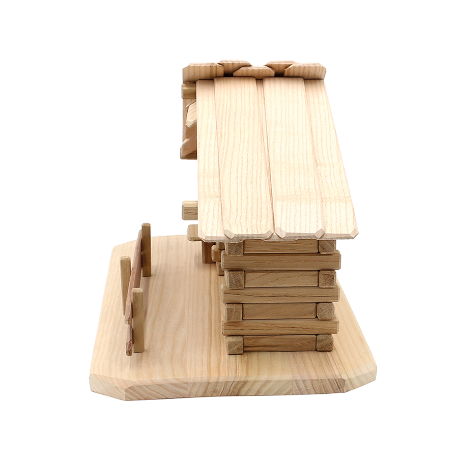 Krippe 'Stall' leer 24,5cm geschnitzt Holz